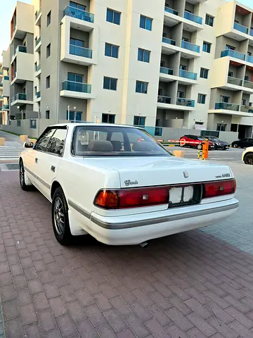 1990 Toyota CROWN 照片 4