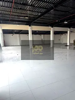 Showroom warehouse with a backflow suitable for various operational tasks, 220V electricity.