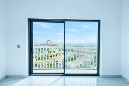 Modern Apt | Unfurnished | AVAILABLE 01 SEP