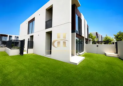 Semi Detached True Corner Opposite To Park