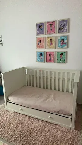 Mamas n Papas Oxford Bed. White wooden baby daybed /toddler bed with under-drawer -flawles condition