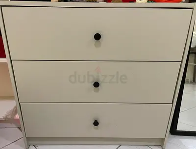 White 3-Drawer Dresser / Chest in Good Condition