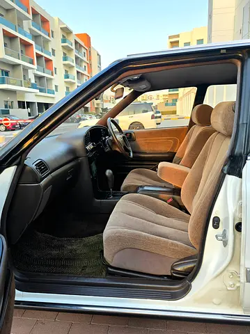 1990 Toyota CROWN 照片 15