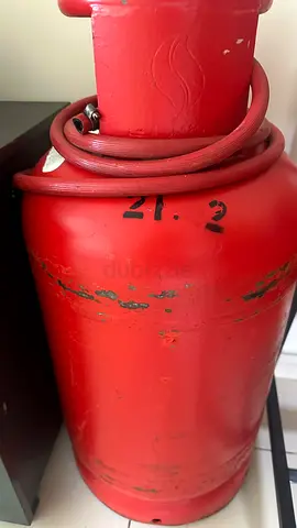 Used Red LPG Gas Cylinder – 21kg (Good Working Condition)