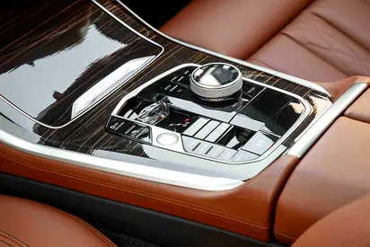 صورة مصغرة 10 لـ 2025 BMW X5