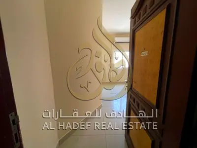 استوديو للايجار السنوي في النباعه – موقع مميز، تشطيبات نظيفة، مساحة مريحة، قريبة من كورنيش البحيرة وجميع الخدمات، مناسبة للعائلات والأفرا