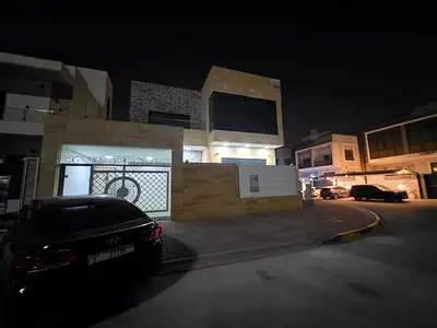 🏡 فيلا راقية للإيجار في الياسمين – مخطط الاتحاد 🏡 ✨ الموقع: زاوية مميزة بموقع راقٍ وهادئ ✨ المواصفات: 5 غرف نوم ماستر فسيحة مجلس وصالة فاخرة بتصم