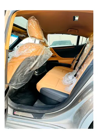 صورة مصغرة 15 لـ 2023 Lexus ES-SERIES
