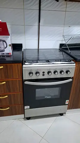 Used 4-burner Gas Cooker with Oven - Good Working Condition