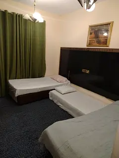 Bedspase for lady in baniyas Deira