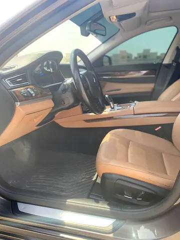 2013 BMW 7-SERIES 缩略图 14