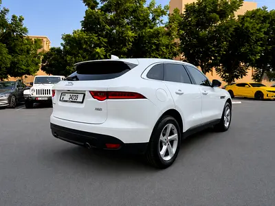صورة مصغرة 3 لـ 2018 Jaguar F-PACE