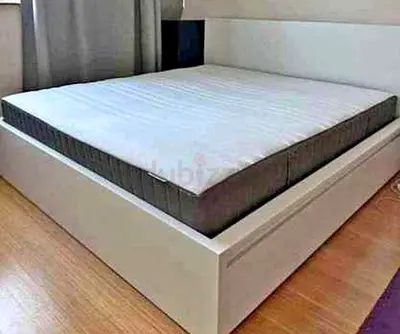 Ikea malam bed with ikea mattress Queen size 160x200cm