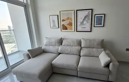 Premium Style Sofa Bed
Large Storage Space
Reversible Chaise
Left  Right Installation
Size: 250 × 1