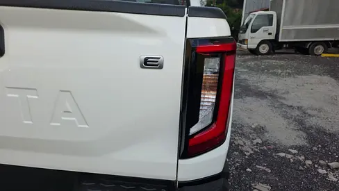 2026 Toyota HILUX 照片 8