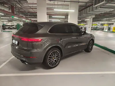 Porsche Cayenne V6 2020