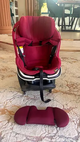 BeSafe iZi Turn i-Size — 360° Rotating ISOFIX Car Seat, Burgundy — Birth to 4 Years