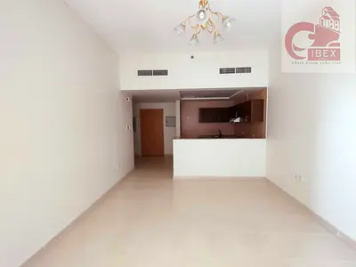 Appealing Layout / Big Space / Fresh & Clean