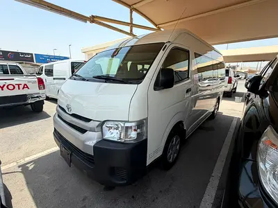 Toyota Hiace GL GCC Specs - Model 2018 Good condition  300,000 km