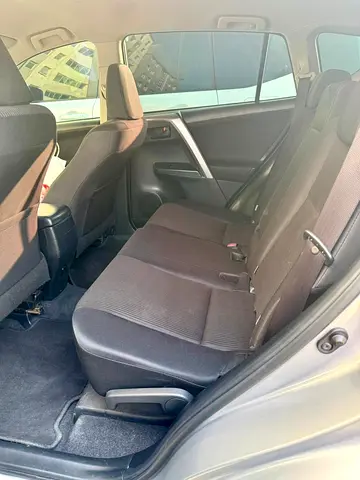 صورة 5 لـ 2017 Toyota RAV 4