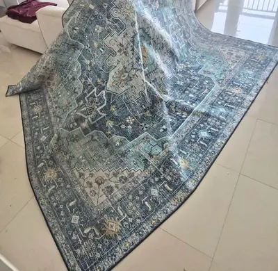 Patterned big rug 245cm x 310cm  collect marina  dubai