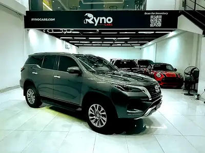 AED 1,850 // 20%DP // 2022 Toyota Fortuner VXR 4.0L V6