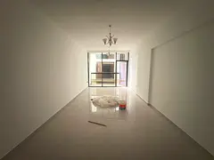 Like brand new 2bhk flat with 3 washroom + balcony
