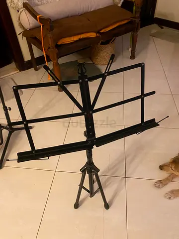 Music stand