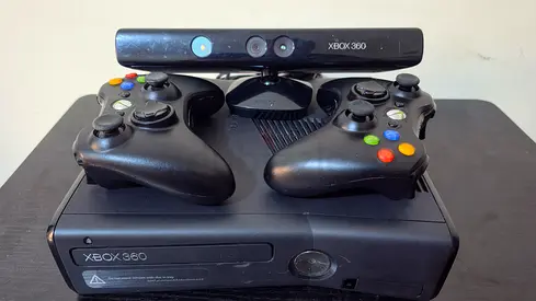 Xbox 360 modded with games