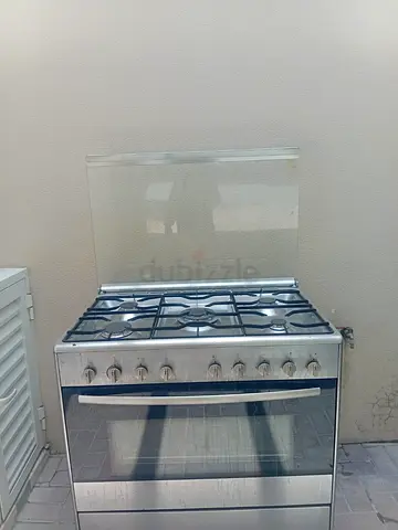 Stainless Steel 5-Burner Gas Cooker with Oven - Used
