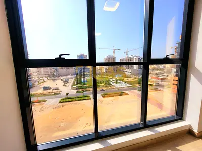 Lavish 2bhk near to Emirates Metro Station pool parking free
