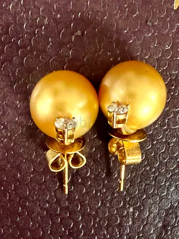 Golden South Sea Pearl Earrings — Damas, 18K Gold, Diamonds
