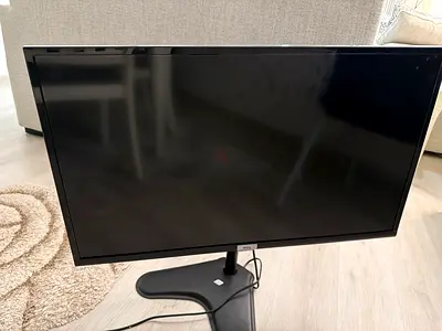 24-inch LED Flat Panel Monitor/TV with Stand - Good Condition