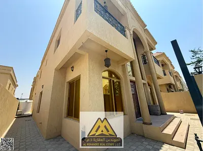 Master Bedrooms | Majlis | Living Hall | Maid's Room | Private Yard