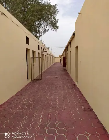 غرف سكن عمالي للإيجار الشهري – 3,100 درهم فقط