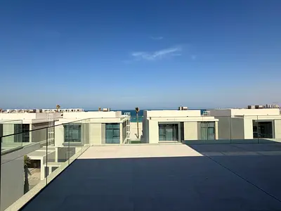 Close to OP | Private pool and elevator | Private beach