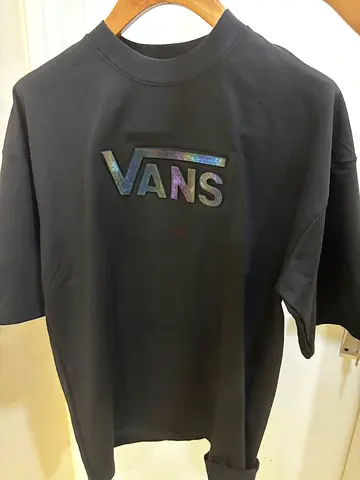 Vans Tshirt size xl in black