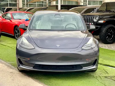 2023 Tesla MODEL 3 — фото 2