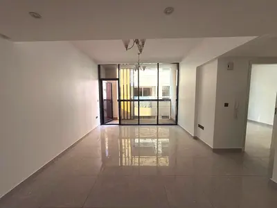 Like brand new and Lavish 1bhk + 2 bathroom with balcony