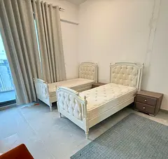 Executive Bed Space Room IN WARSAN 4