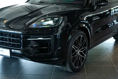 2024 Porsche CAYENNE — миниатюра 19