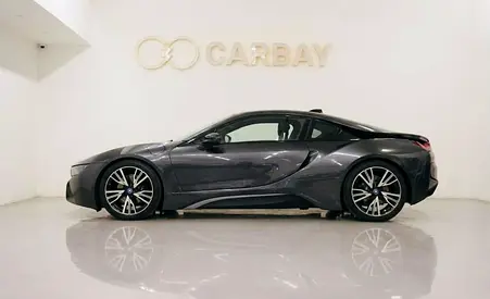 صورة 4 لـ 2014 BMW I8