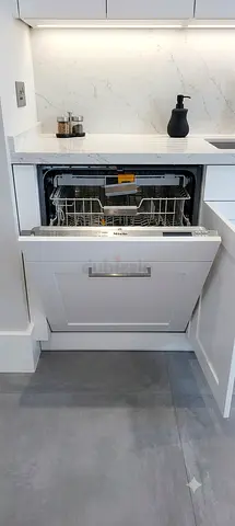 Miele Series 6 Built-In Dishwasher – Premium German Engineering