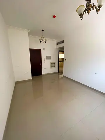 For annual rent: a spacious one-bedroom apartment with a living room in Al Naba'ah. Payment in 6 installments at the lowest price in Sharjah.