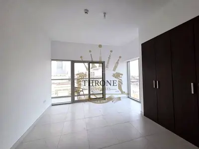 Spacious 2BR | Vacant | Prime Motor City Location