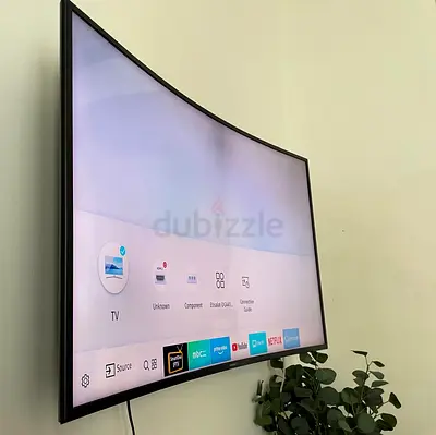 Curved Samsung 50-inch LED Smart TV - Good Condition