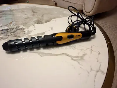 Hair straightener