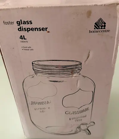Brand new glass dispensers 4L with tap and led
