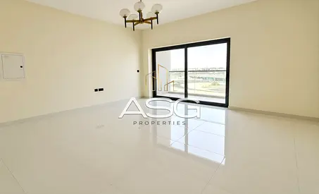 Modern Studio | Balcony | Pool & City Views
