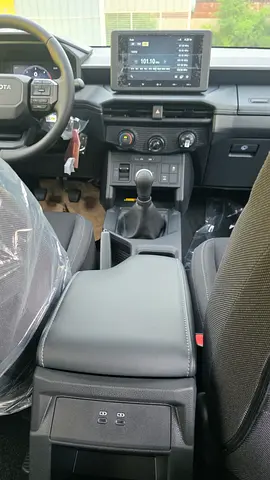 2026 Toyota HILUX 照片 13